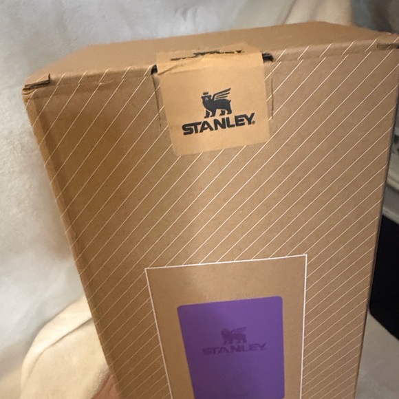 Stanley Quencher H2.0 Tumbler in Soft Purple - Picture 6 of 9